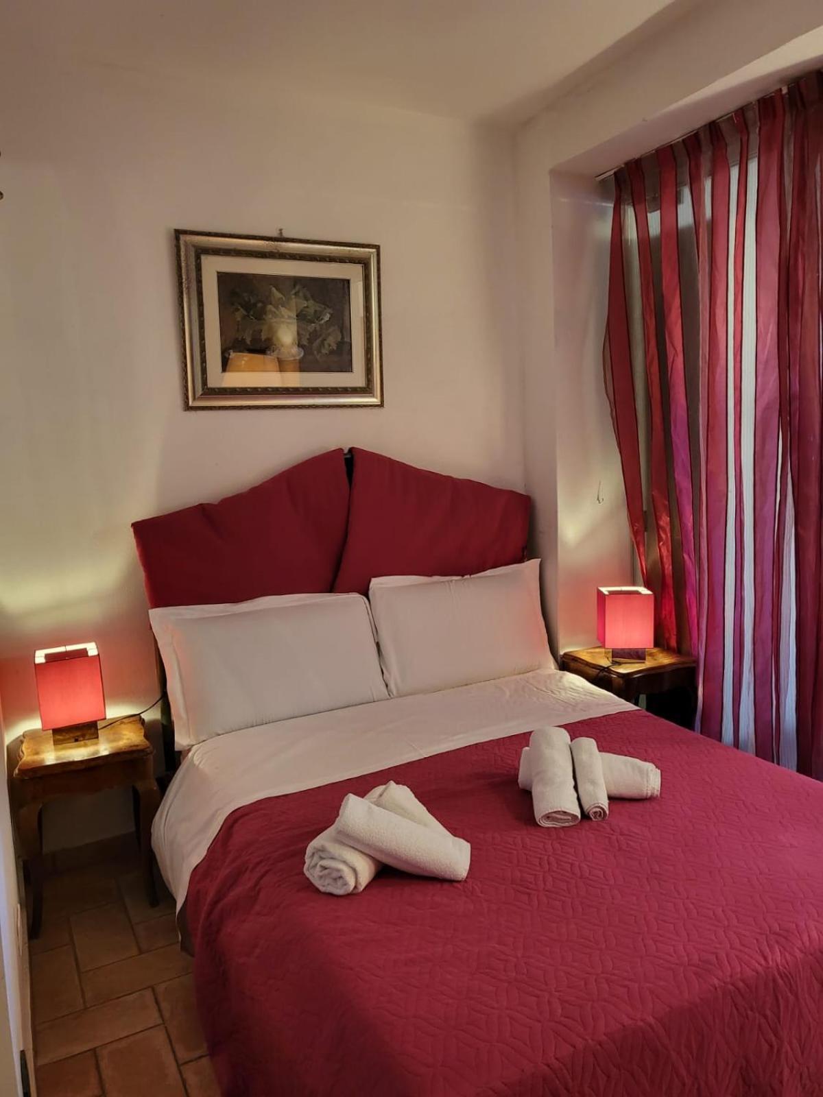Wonderful Lake View Apartments With Pool With Breakfast Gardasee Torri Del Benaco Extérieur photo